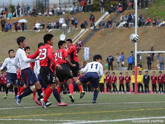 Prince Takamado Trophy U-18 football league 2014 West League Week 1 report