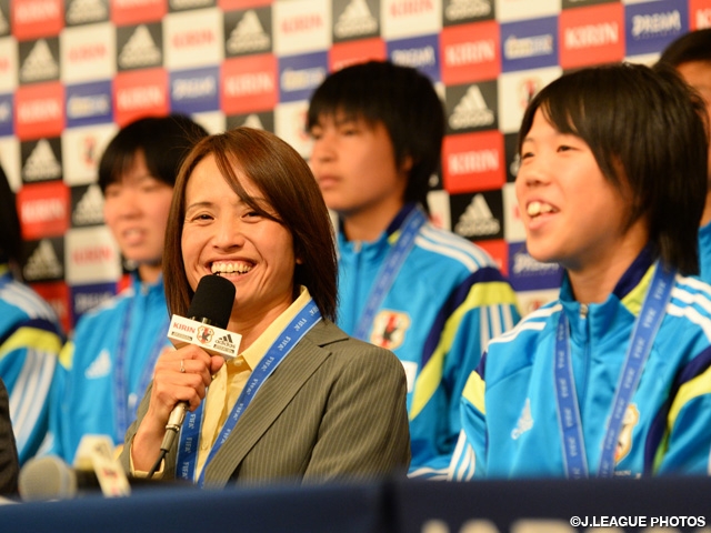 FIFA U-17 Women’s World Cup Costa Rica 2014  U-17 Japan Women’s National Team back home and present at press conference