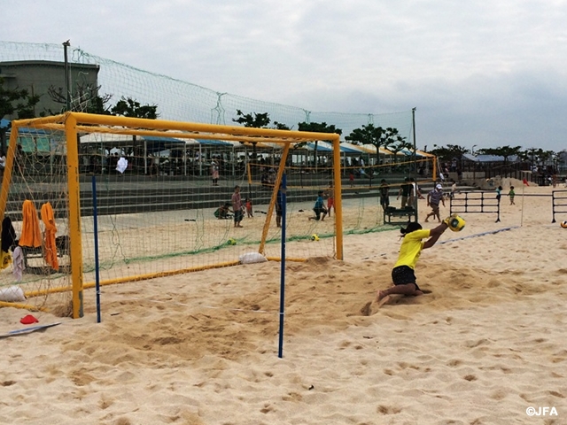 Okinawa training camp for Beach Soccer Japan National team hopefuls!