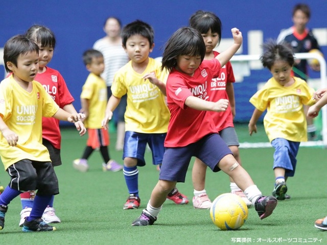 1,200 kids participated in “JFA UNIQLO Soccer Kids”in Nagoya Dome