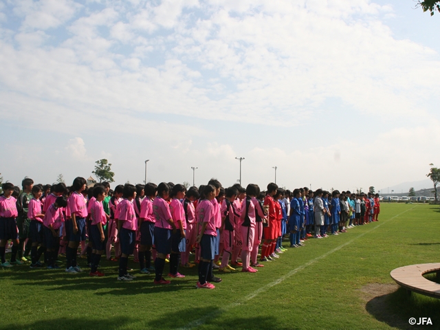 JFAガールズサッカーフェスティバル　熊本県の日奈久ドリームランド・岩崎グラウンドに、約360人が参加！