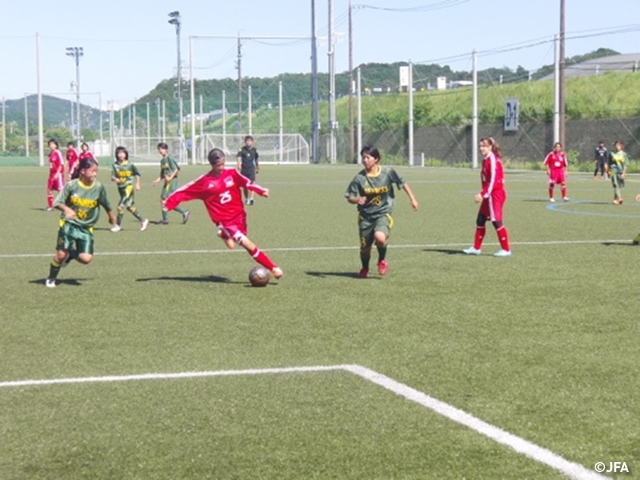 JFAガールズサッカーフェスティバル　三重県の伊勢フットボールビレッジに、約1,452人が参加！