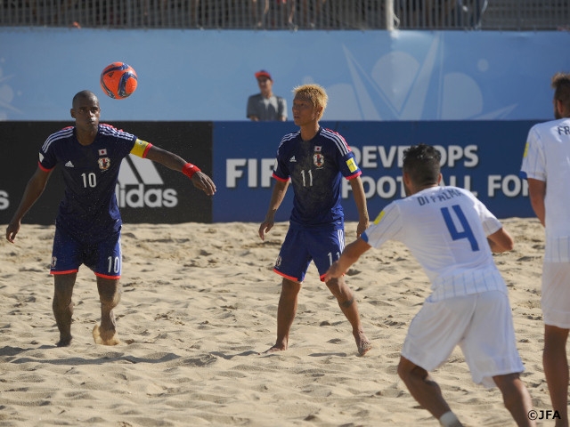 Japan Beach Soccer National Team narrowly defeated by Italy in quarterfinal, leave FIFA World Cup Portugal 2015
