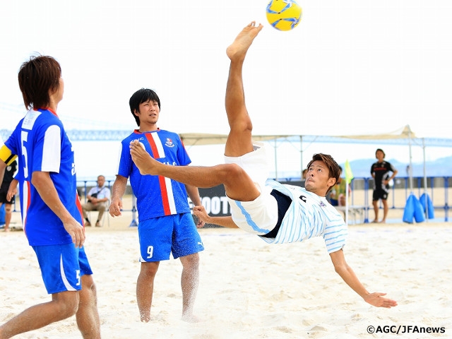 Four sides set for semi-finals at 10th Japan Beach Soccer Championship 
