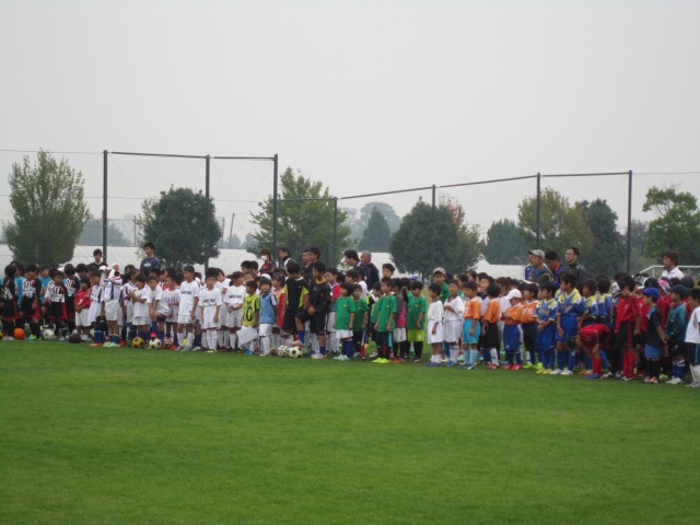 JFAキッズ（U-6/8/10）サッカーフェスティバル 滋賀県守山市の野洲川歴史公園サッカー場ビッグレイクに、589人が参加！