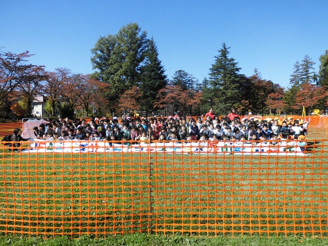 JFAキッズ（U-6）サッカーフェスティバル 山形県新庄市の新庄市スポーツ公園に、238人が参加！