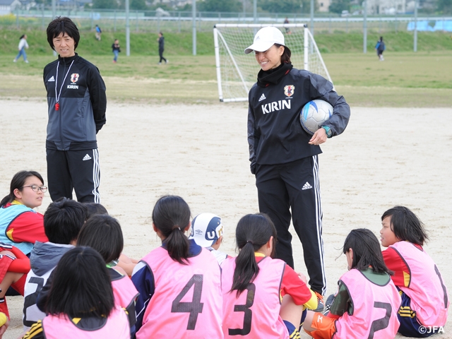 Nadeshiko Coach Takakura holds a football clinic in Mashiki Town, Kumamoto as part of earthquake reconstruction effort event of KIRIN CHALLENGE CUP 2017 - Kumamoto Earthquake Charity Match ‘Ganbarubai Kumamoto’