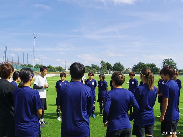U-20日本女子代表、準々決勝ドイツ戦に向けて連携を確認～FIFA U-20女子ワールドカップフランス2018～