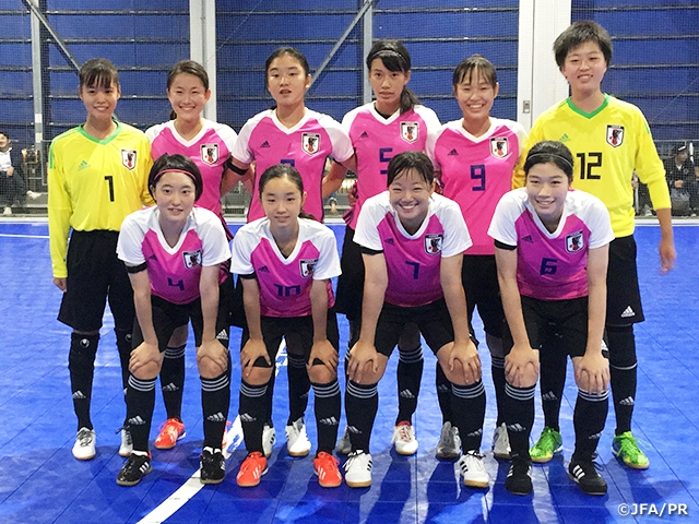 U-18 Japan Women's Futsal National Team concludes training camp with match against Kanto Women's Select Team