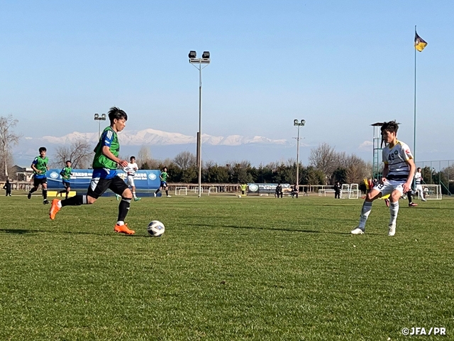 U-20 Japan National Team hold training match against FC Pakhtakor U-21 in Uzbekistan