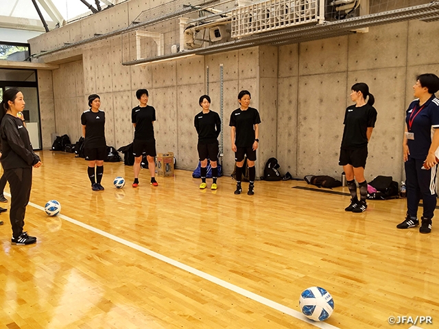 日本女子フットサルリーグ担当審判員研修会を開催