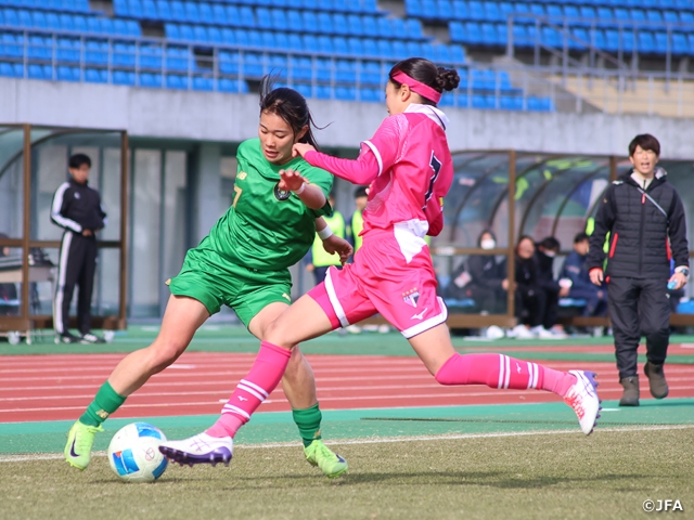 準決勝進出チームが出そろう　第33回全日本高等学校女子サッカー選手権大会