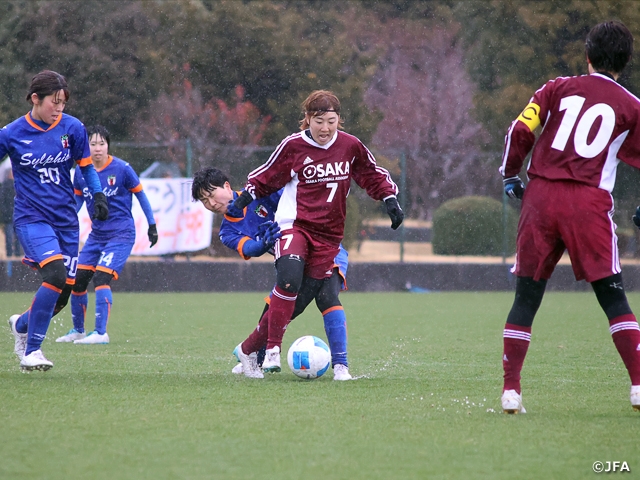 シュピーニ大阪とLegameが前回大会に続き、決勝で顔合わせ　JFA 第36回全日本O-30女子サッカー大会