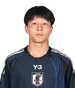 平井　一輝