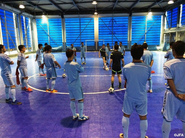 Futsal Japan National coach Mr. Miguel made a passionate lecture at the Official Class S Coach training course	