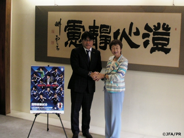 U-22日本代表 手倉森誠監督が仙台市長を表敬訪問