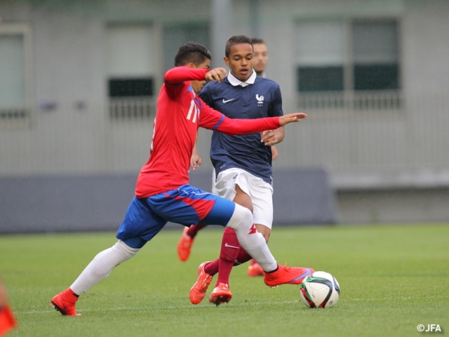 Japan and France earned additional points in the rainy matches - U-16 International Dream Cup 2015 JAPAN