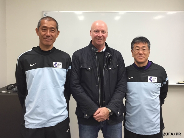 The Head of Education of The Football Association visited the National Training Centre U-14 Coaching Staff Training Workshop