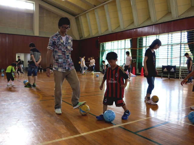 JFAキッズ（U-6/8）サッカーフェスティバル 福井県吉田郡の永平寺緑の村ふれあいセンターに、88人が参加！
