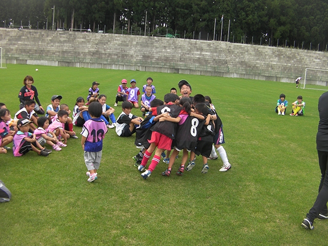 JFAフットボールデー 新潟県十日町市の十日町市当間多目的グランドに、87人が参加！