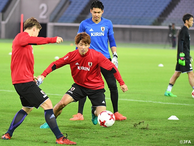サッカー 日本代表 トレーニングウェア - 応援グッズ