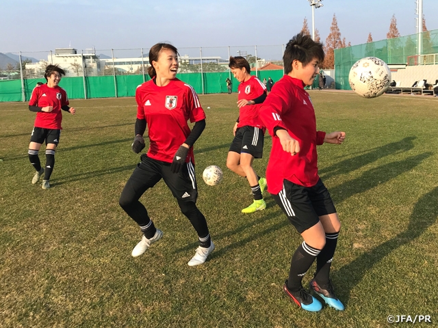 Nadeshiko Japan hold training session ahead of match against Chinese Taipei - EAFF E-1 Football Championship 2019