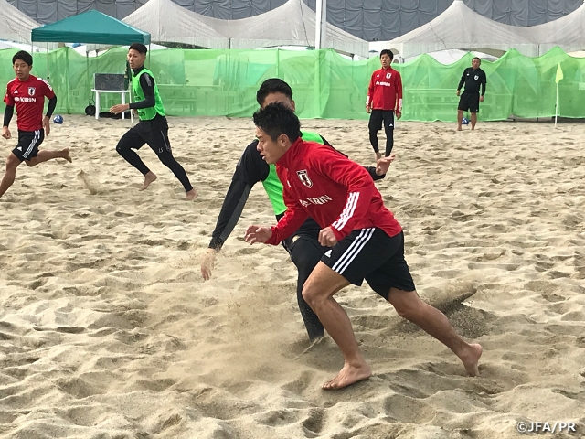 ビーチサッカー日本代表候補合宿　ヴィアティン三重BS・ヴェルディBS合同チームとトレーニングマッチを実施
