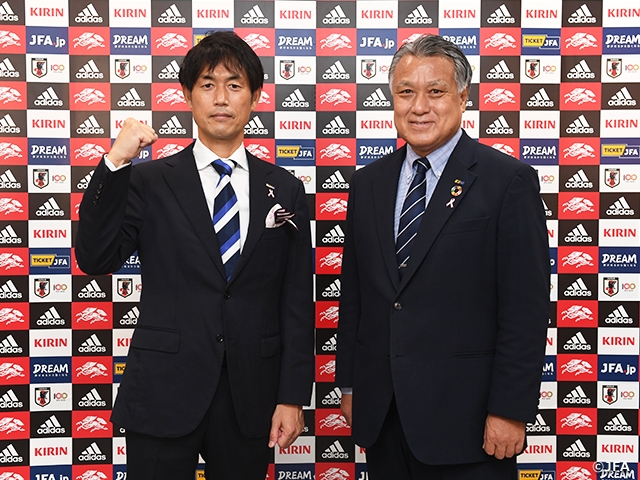 なでしこジャパン池田太新監督就任会見を実施「サッカー界を盛り上げることに全身全霊をかける」