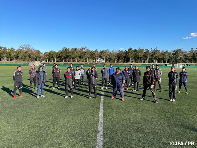 Third trimester of 2021 Class A Coach General Training Course for female coaches held at Kashima Heights Sports Plaza