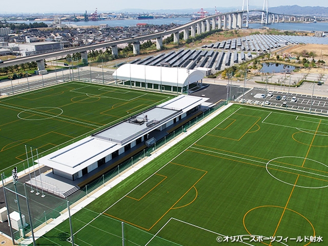 富山県射水市にフットボールセンターが完成