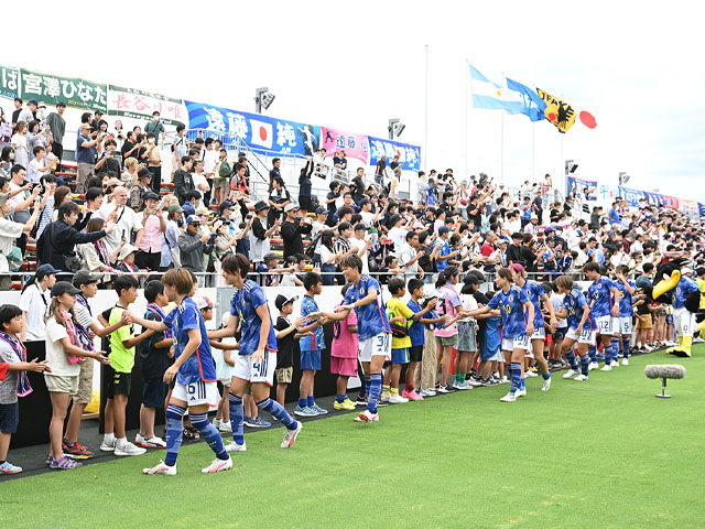 ハイタッチイメージ